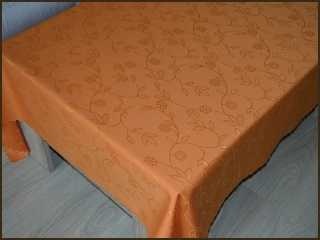 Ubrus vzor 107 – kulatý 140cm – oranžový