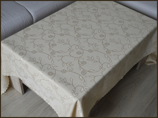 Ubrus vzor 107 – 120x220cm – krémový